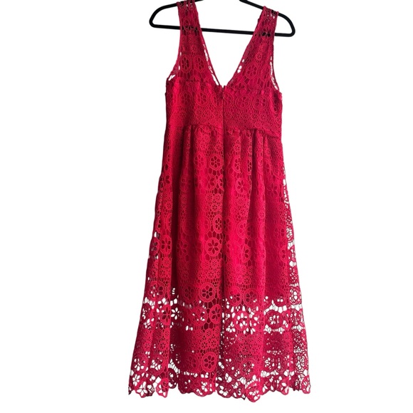 True Red Gilli Crocheted Lace Dress MIDI Size Large - Picture 4 of 16